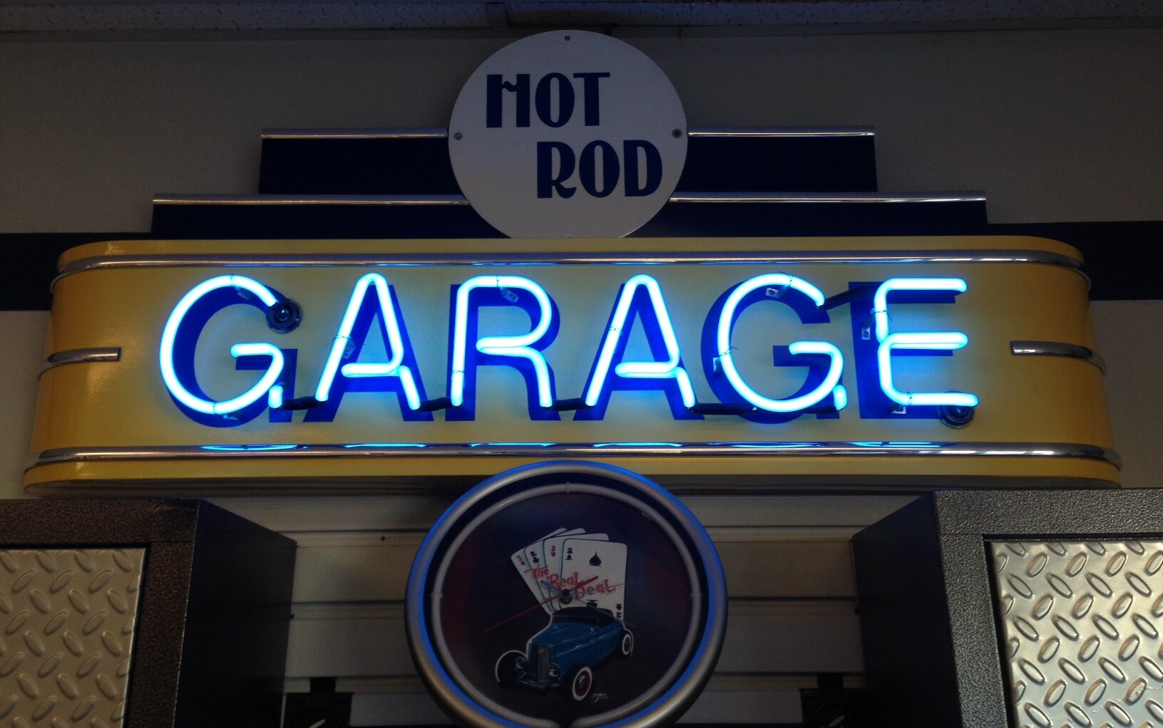 Hot Rod Garage in Tulsa OK • © 2024 Flashback Racing
