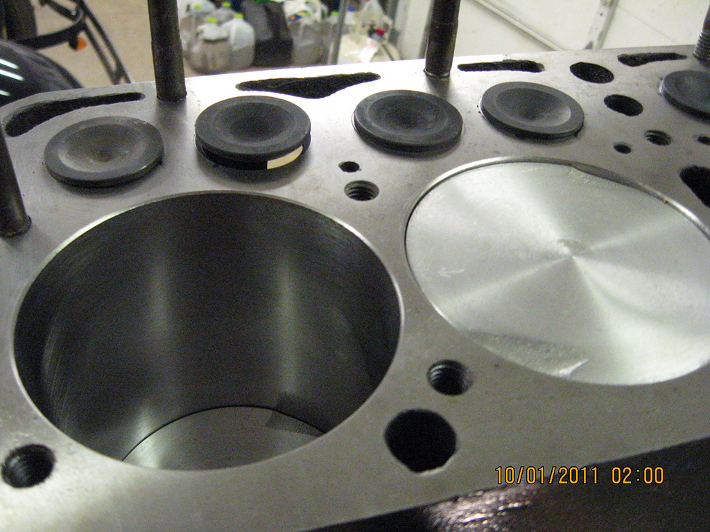 Ford Model B Engine Piston © 2024 Flashback Racing