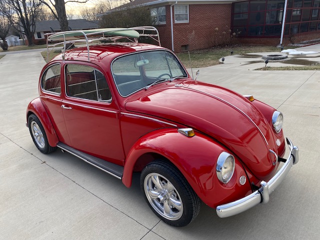 1967 VW Beetle w Rack-Surfbrd © 2024 Flashback Racing
