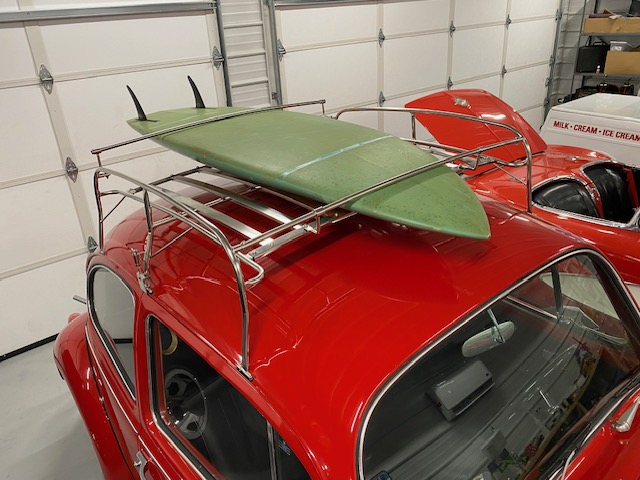 1967 VW Beetle Top w Rack-Surfbrd © 2024 Flashback Racing