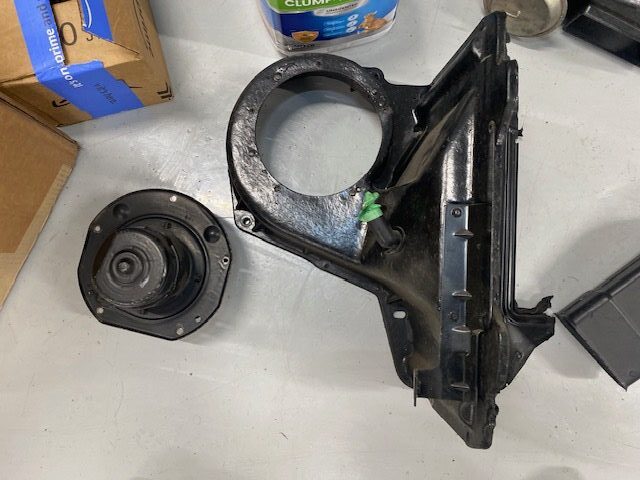 1975 Corvette Blower Housing ©2024 Flashback Racing